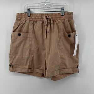 Tan Cargo Shorts with Drawstring&Elastic Waist and Cuffed Hems Size Medium